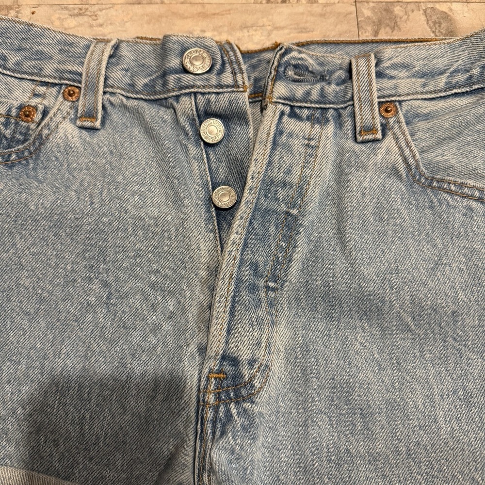 Levi's 501 Denim Shorts Size 29 Distressed Cut Off Button Fly - Picture 3 of 9